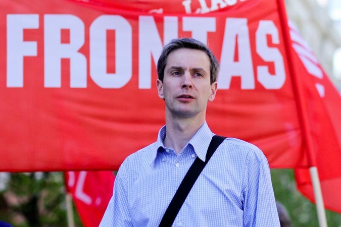 Sovietų agresiją neigęs A. Paleckis nuo baudos neišsisuko