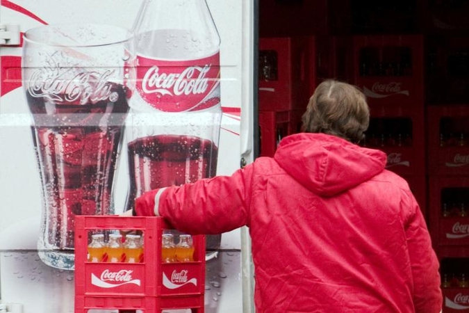 „Coca–cola“ kiniškai: nuo „įkask buožgalviui“ iki „pilna burna laimės“