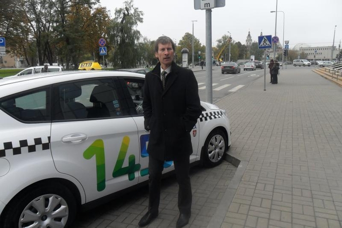 „Vilnius veža“ taksi automobilių nuomos sutartis – neteisėta