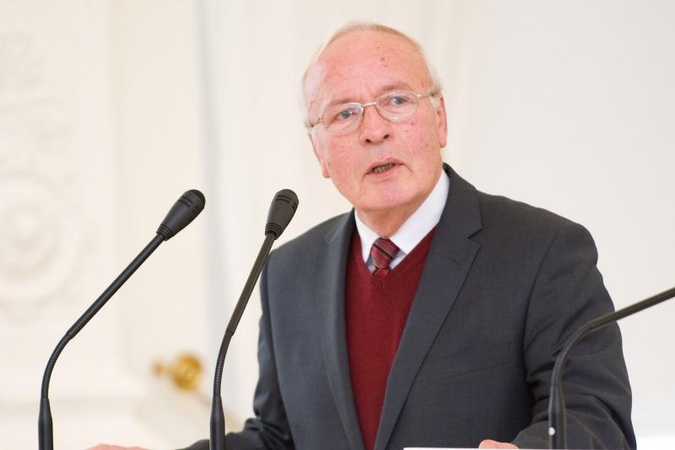 Konstitucijos kūrėjui J. Žyliui – ordinas „Už nuopelnus Lietuvai"