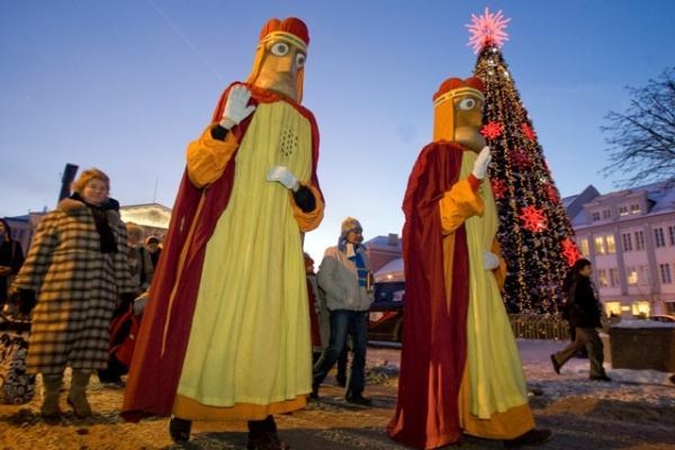 Kartu su Trimis Karaliais – tradicinės kalėdinių švenčių pabaigtuvės