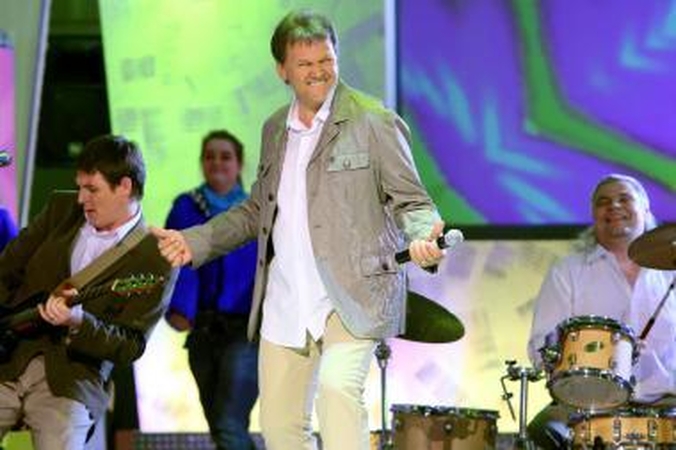 Legendinės grupės "Vairas" lyderis grumiasi dėl gyvybės