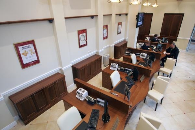Kapitalo rinkos specialistai teigiamai vertina mažesnių bankų planus pritraukti papildomo kapitalo 