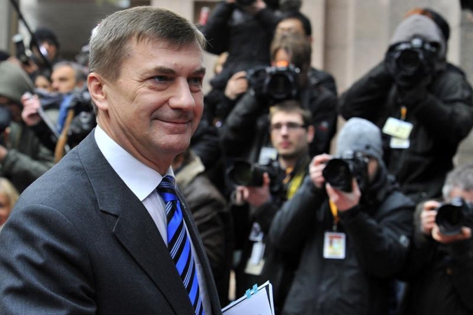 Estijos premjeras: norint tęsti AE projektą, reikia referendumo