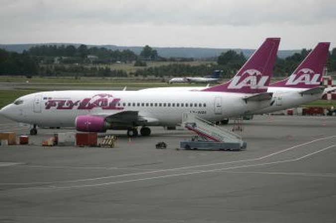 „flyLAL" pasirašė naują sutartį su Vilniaus oro uostu