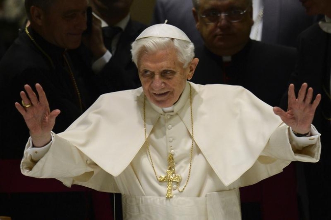 Italijos kunigas sudegino Benedikto XVI atvaizdą