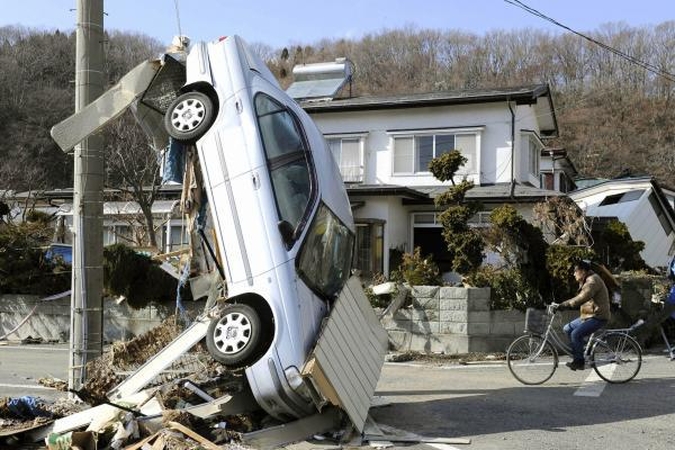 Investuotojai nerimauja dėl žemės drebėjimų ir cunamio Japonijoje
