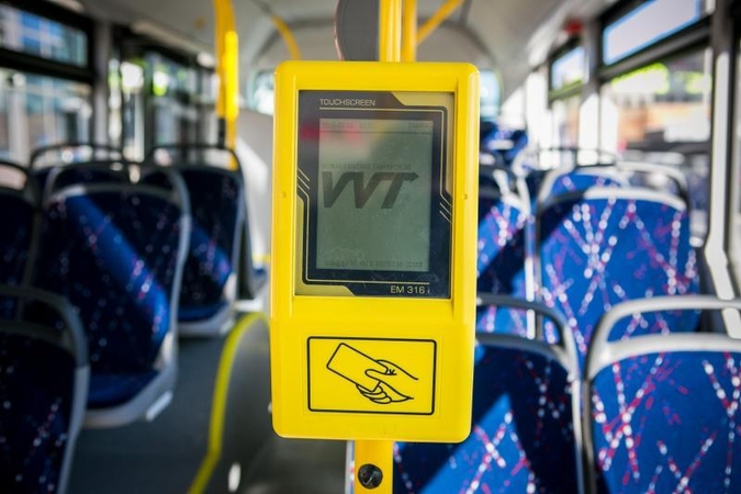 Vilniaus viešojo transporto komposteriai pritaikyti silpnaregiams