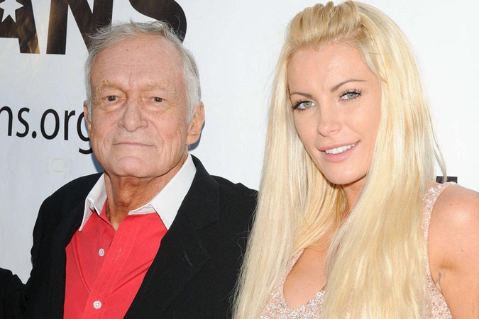 Crystal Harris: seksas su Hugh Hefneriu truko dvi sekundes