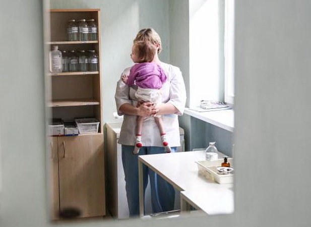 Kaip dabar gyvena 5 kg tesvėrusi mergaitė iš Ventos globos namų?