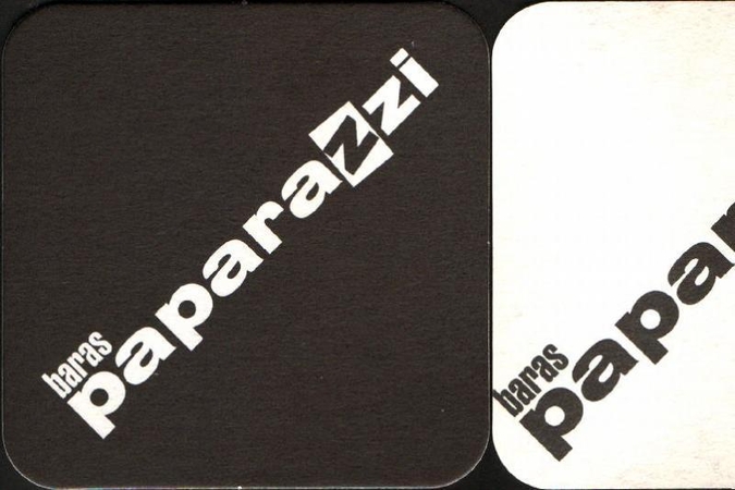 Baras „Paparazzi“ keičia vietą per keletą žingsnių