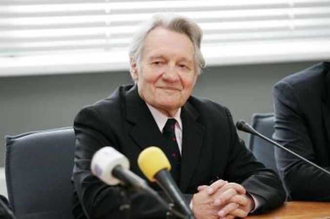 Č. Kudabos premija – profesoriui R. Kazlauskui