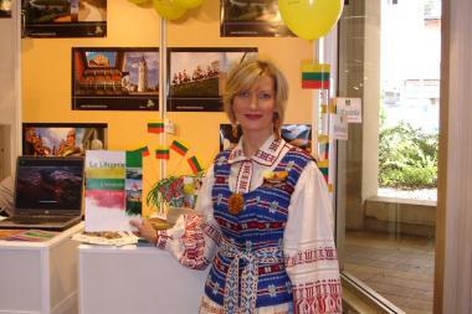 Turizmo parodoje Nicoje Lietuvos informacinis stendas sulaukė didelio žiniasklaidos dėmesio