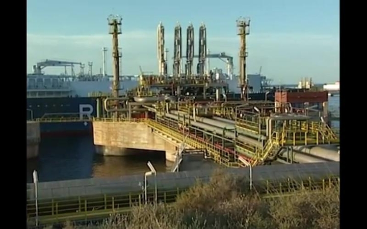 E.Gentvilas: susitarti su „Klaipėdos nafta“ dėl SGD terminalo pavyko