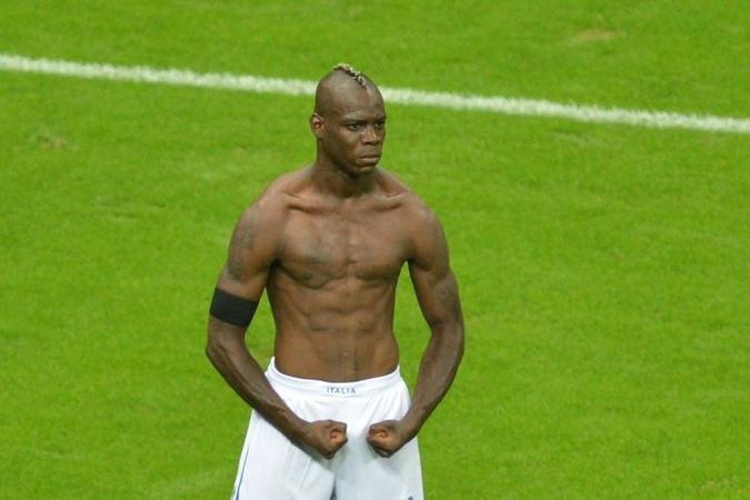 M. Balotelli vėl eteryje: skandalistas treniruotėje surado naują auką