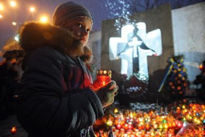 Ukraina pagerbė per didįjį badą žuvusiųjų atminimą