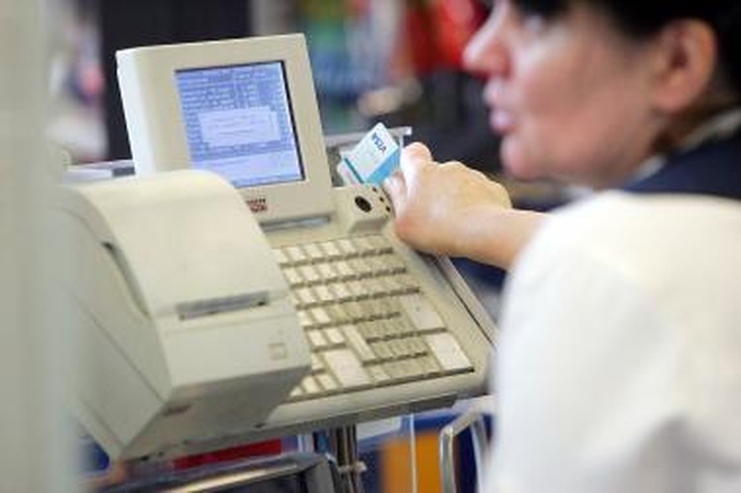Operoje nuskambės kasininkų kasdienybė: „Laba diena... Jūsų grąža... Geros dienos!“