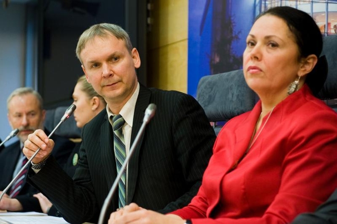 Eksparlamentarai talkina į Seimą patekusiems buvusiems kolegoms