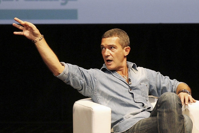 Antonio Banderas praranda moterų dėmesį 