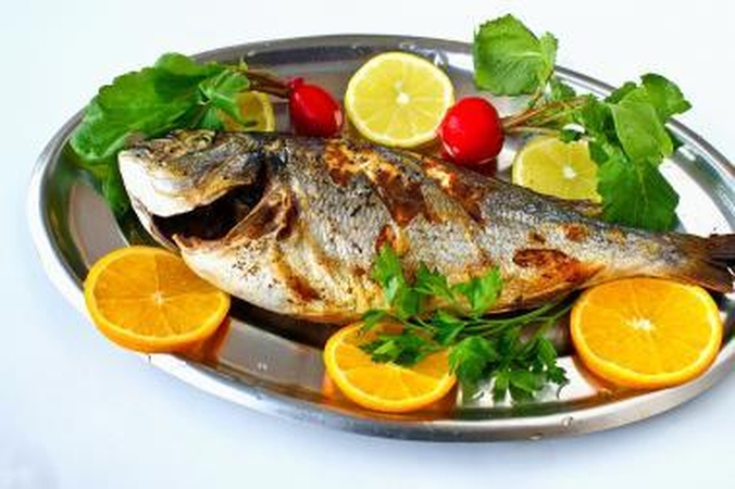 Riebi žuvis gali apsaugoti nuo žarnyno vėžio
