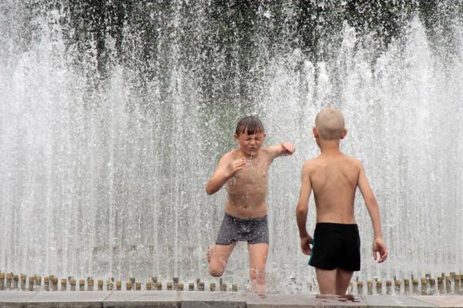 Neveikiantį fontaną Kaune iš senosios prieplaukos norima perkelti prie "Žalgirio" arenos