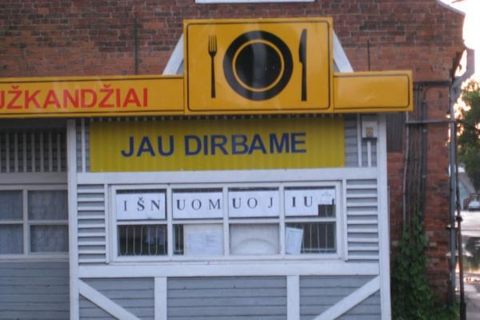 Draudimas prekiauti alkoholiu – grėsmė kioskams