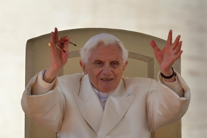 Popiežius: Benedikto XVI atsistatydinimas buvo narsus žingsnis