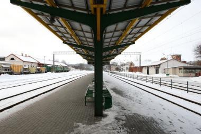 „Lietuvos geležinkeliai“ parduoda NT Kaune