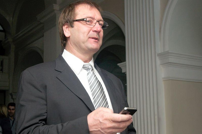Darbo partijos byloje liudija „juodąją buhalteriją“ tyrę specialistai