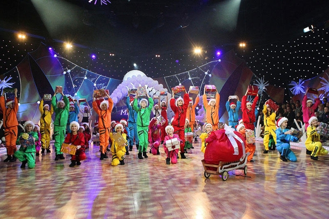 TV3 „Linksmų Kalėdų“ parade garsių artistų trijulė virs nykštukais