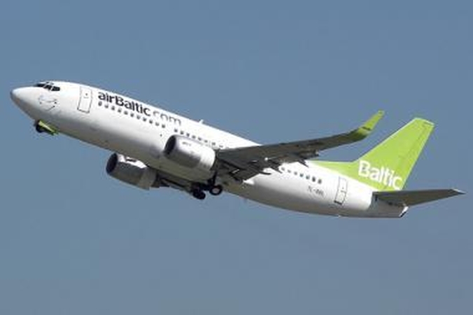 „Air Baltic" ir Rygos oro uosto turtas lieka areštuotas