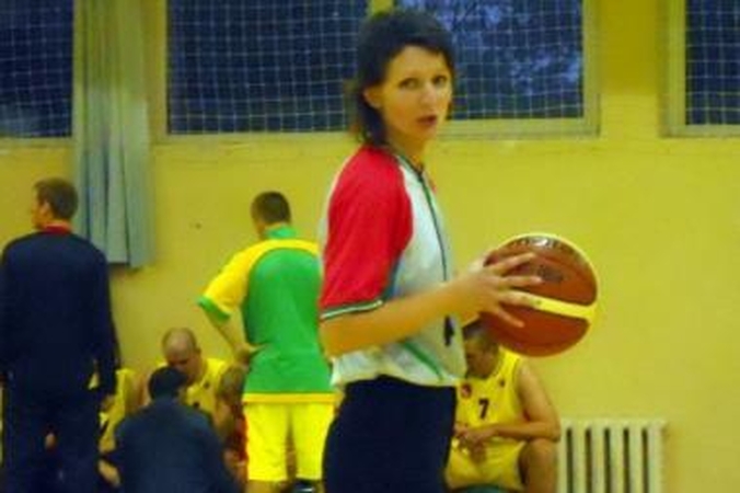 Mokytoja vyrus tramdo švilpuku