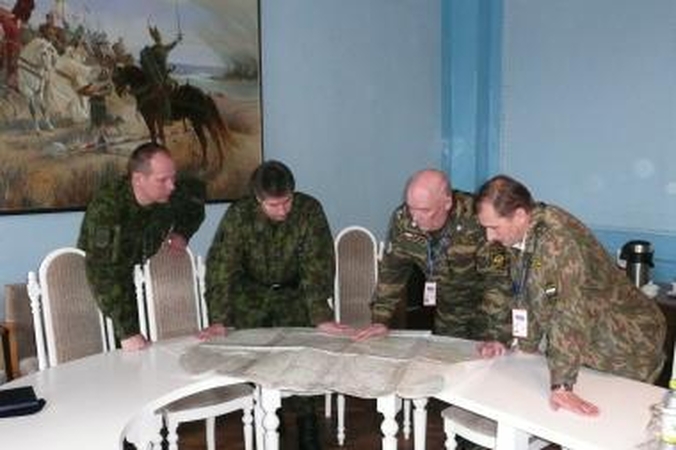 Lietuviai tikrins Baltarusijos kariuomenę