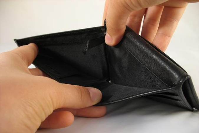 Bedarbio pašalpos Airijoje gali tekti laukti 10 savaičių 