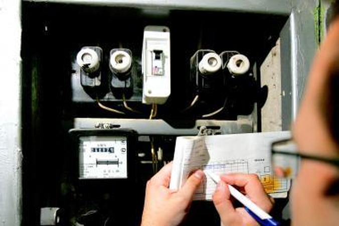 39 RST paslaugų vartotojai prisipažino vogę elektros energiją