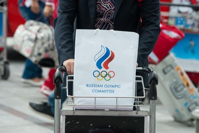 Londono Hitrou oro uostą apgulė išvykstantys olimpiečiai