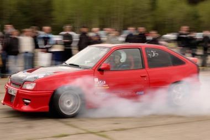 Šeštadienį –  „Drag“ čempionatas