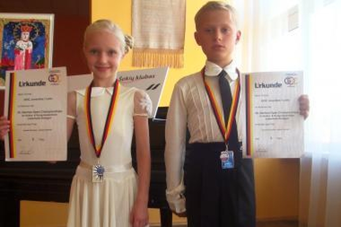 Jauniesiems šokėjams – Vokietijos čempionato sidabras  