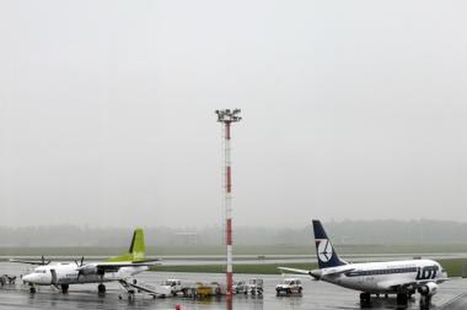 Oro navigatoriai pelną dalinsis su skrydžių bendrovėmis