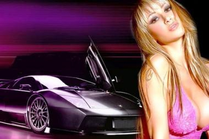 Automobilis ir moteris: išrink seksualiausią reklamą
