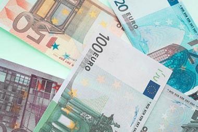 Žinia apie pagalbą Airijai paveikė ir Japonijos rinką