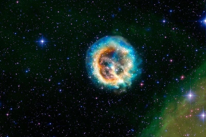 Astronomai atrado išvirkščią supernovą  