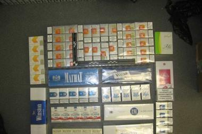 Į Lietuvą ir iš jos tebeplūsta cigarečių kontrabanda 