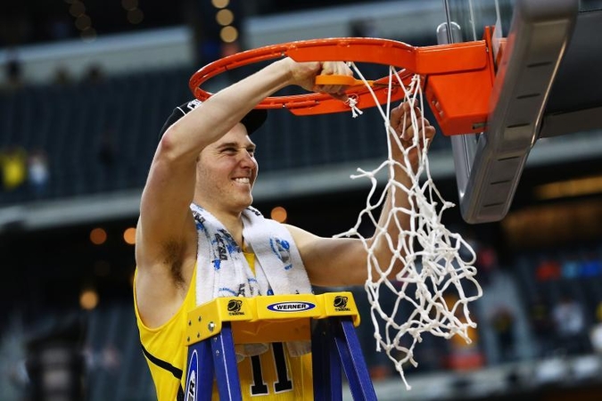 Lietuvių kilmės N. Stauskas - NCAA čempionato finale!