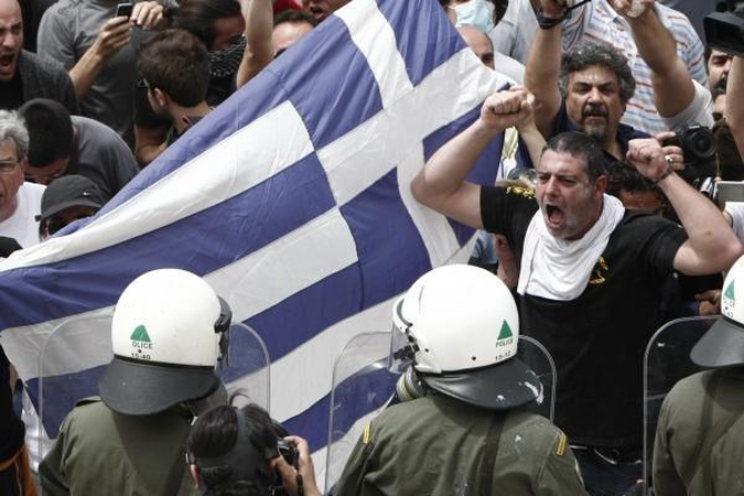 Graikai vėl protestuoja