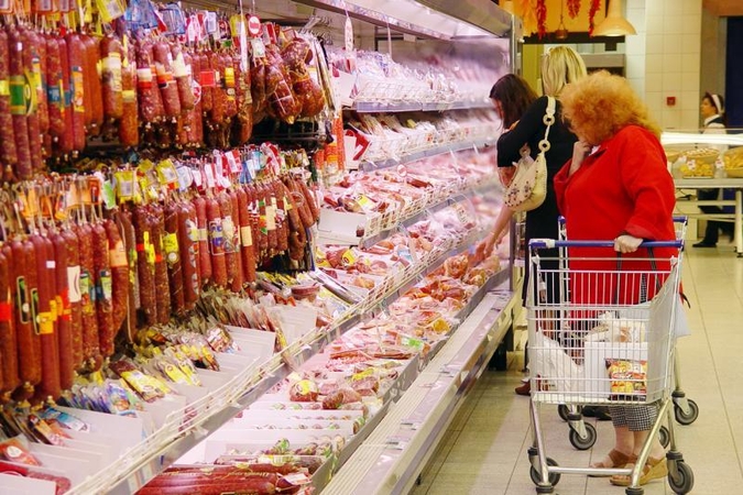 Lietuviams Lenkija asocijuojasi su pigiomis prekėmis ir apsipirkimu