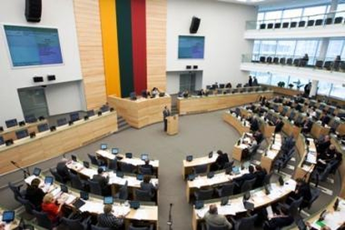 Seimo opozicijai padėjo dalis valdančiųjų