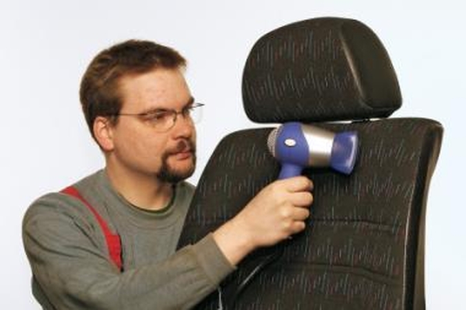 8 būdai, kaip išdžiovinti šlapią automobilį ne garaže