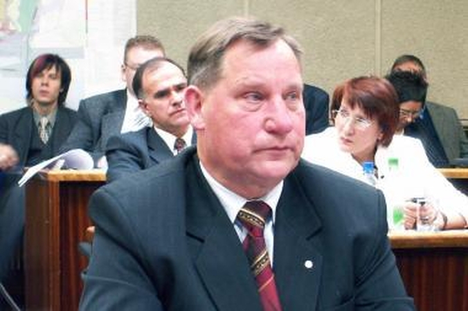 Verčiant Klaipėdos vicemerą – painiava dėl parašų