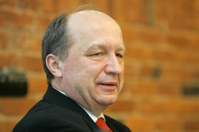 Premjero rezidencija vasarą merdi